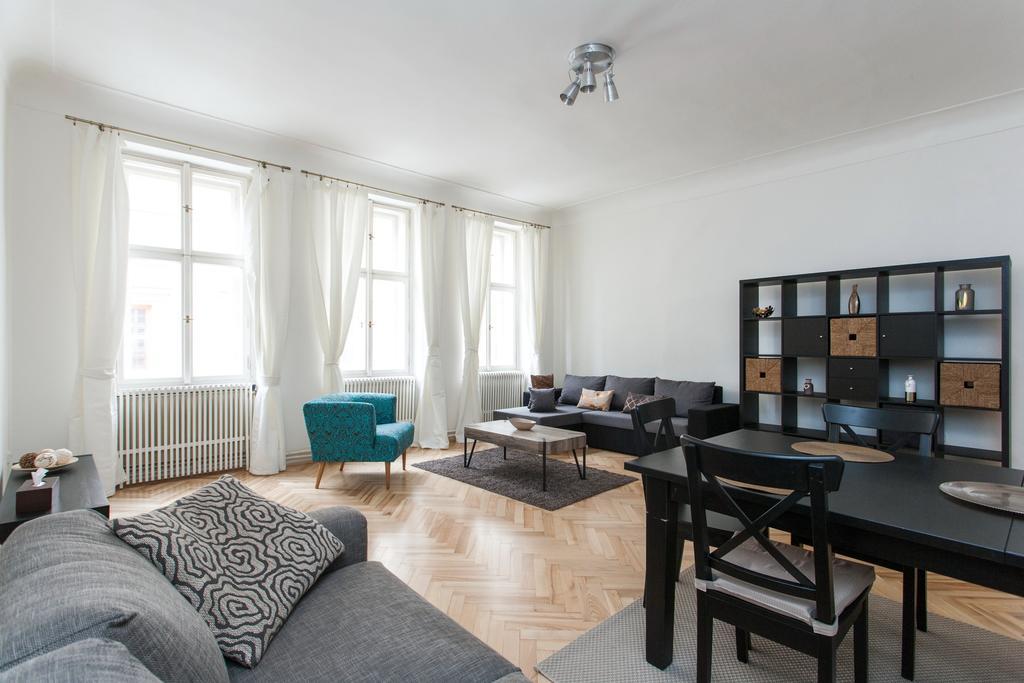 Royal View Apartments Prága Kültér fotó