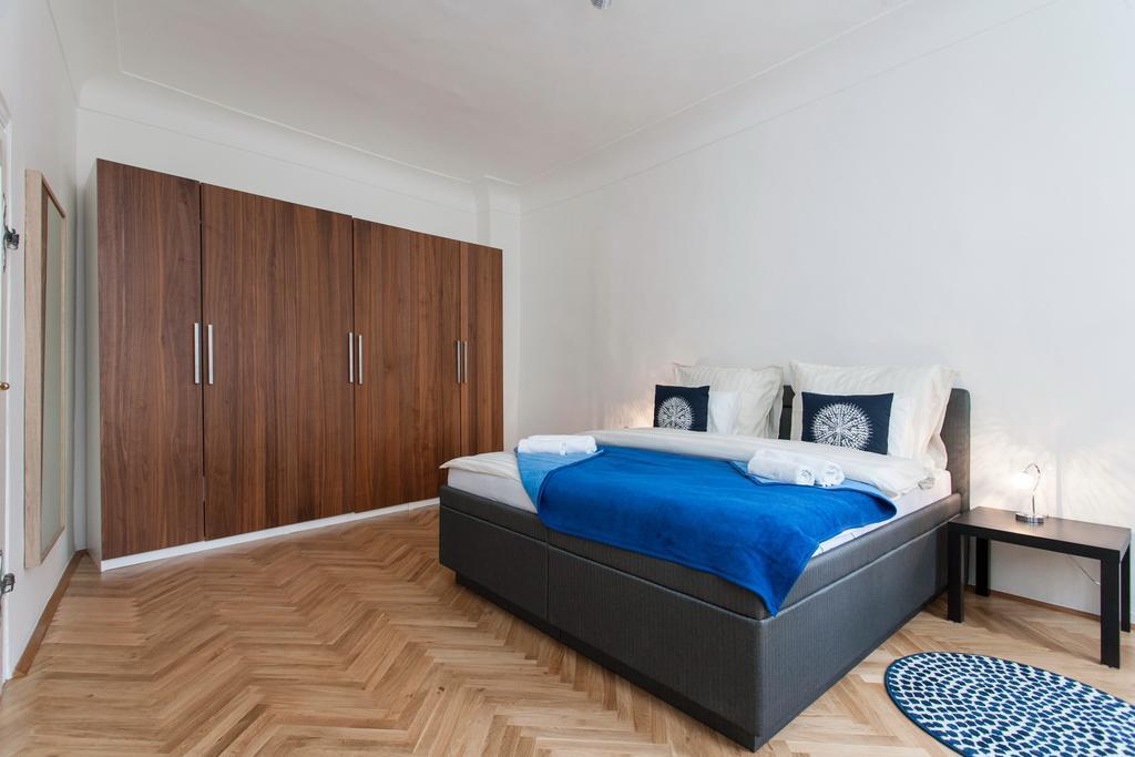 Royal View Apartments Prága Kültér fotó