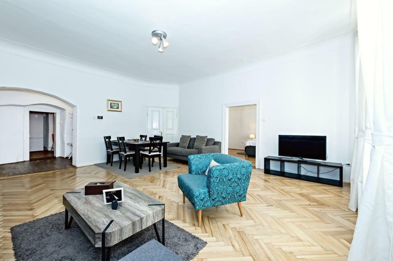 Royal View Apartments Prága Kültér fotó
